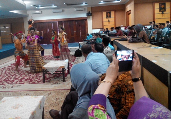 Gambar KUATKAN AKUNTABILITAS KELEMBAGAAN, LPM UIN ALAUDDIN GELAR SEMINAR NASIONAL